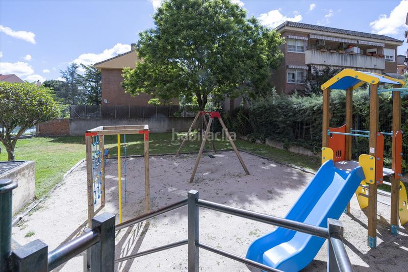 Foto bdcbcfae-5cb1-4d36-ad54-31b1a06292e0. Pis a calle de los melonares 6 a Casa Amarilla Galapagar
