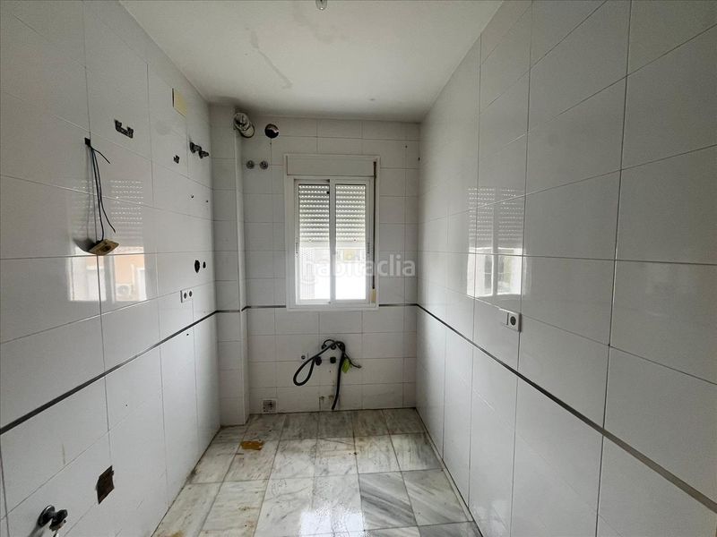 Foto f25a2bfe-eb69-401a-909e-61067b03605c. Appartamento in calle fuente nueva 24 in Rociana del Condado
