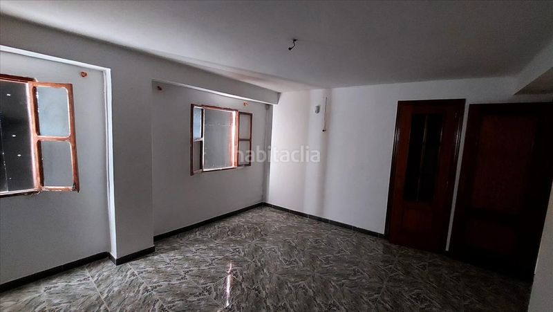Foto 094e6941-1797-4354-8eb3-d34da8959b4c. Casa adossada a calle pavones 32 a Baena