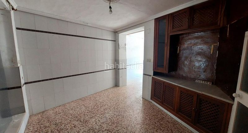 Foto 4da30a04-e06d-40dc-b065-75848f733167. Casa adossada a calle pavones 32 a Baena