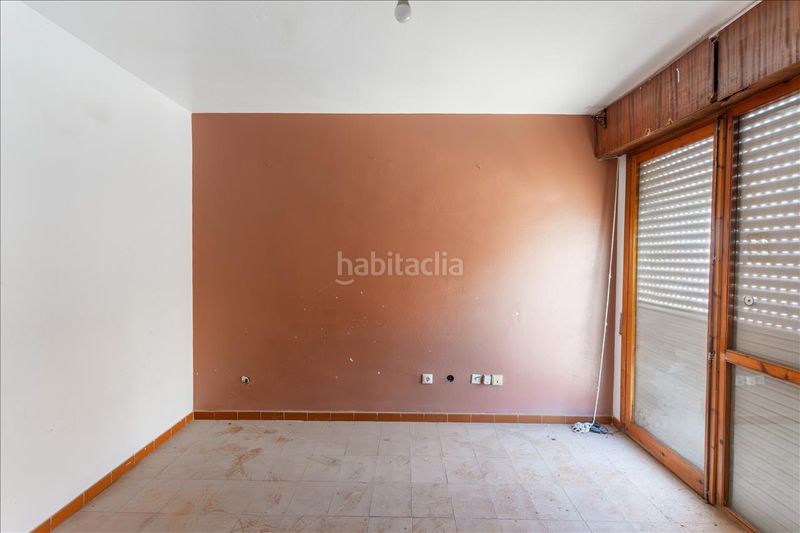 Foto bc299306-5351-48b4-b730-5efaf0e404dd. Casa adossada a Santa María del Águila Ejido (El)