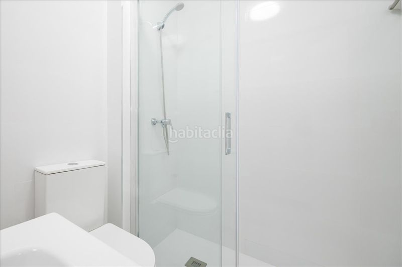 Foto 86da072f-ea64-4a86-a503-d6f284358d08. Appartamento in calle héroe de sostoa 25 in Parque Ayala - Jardín de la Abadía - Huelín Málaga