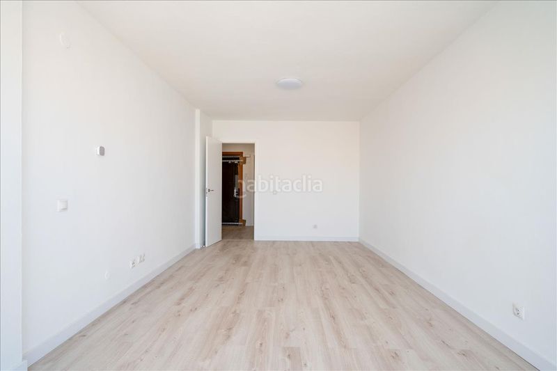 Foto b3ec11f9-65bd-42cd-b373-85f1baabdb0a. Appartamento in calle héroe de sostoa 25 in Parque Ayala - Jardín de la Abadía - Huelín Málaga