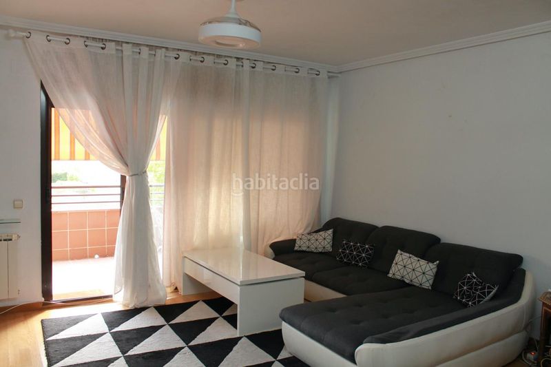 Foto 50a87f90-abba-4dbf-a967-00c34cdc8e0a. Dúplex a calle hermanos machado 3 a Sector B Boadilla del Monte