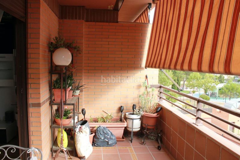 Foto b2cf0769-11bb-48bb-943e-1a19157db25e. Dúplex a calle hermanos machado 3 a Sector B Boadilla del Monte