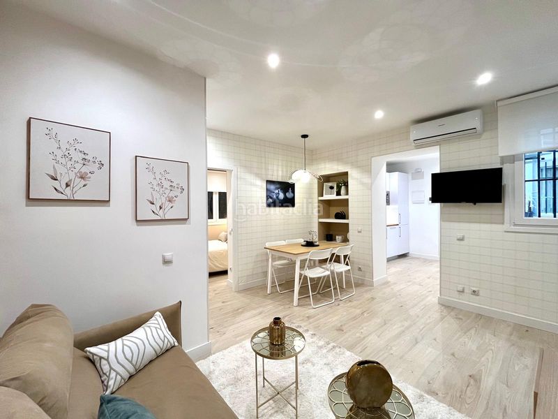 Foto 2307d1d7-9bc2-4bed-99c8-4083e48804ba. Pis a Cortes-Huertas Madrid