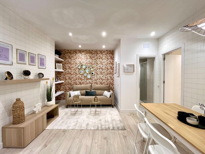 Foto 6035070c-c309-4dcc-a859-dc75ee09100f. Pis a calle de los relatores 10 a Embajadores-Lavapiés Madrid