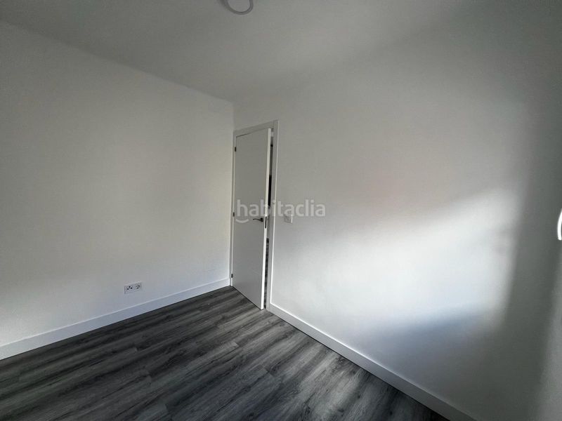 Foto a9aed4f3-317c-4c87-ba95-361a5910824f. Pis a calle de tucán 13 a Vista Alegre Madrid