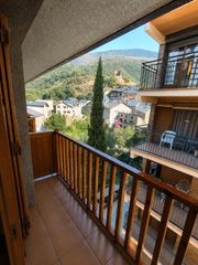 Appartamento in Rialp. Pis al centre de rialp amb vistes, 2 balcons, pàrquing i traster