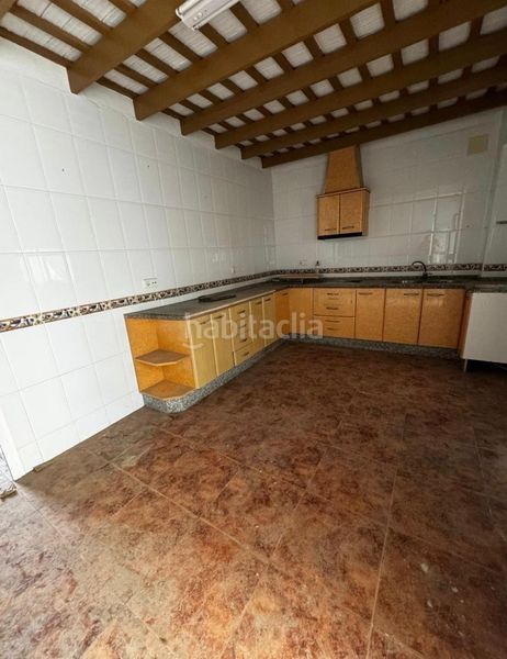 Foto e54127dd-68c6-489b-a962-22f079eacf28. Casa a Paradas