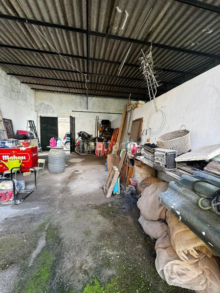 Foto df4a7fbb-c1f7-46fa-a0fc-991e1738a087. Local comercial a Arahal