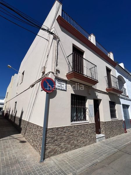 Foto ade5dde1-e250-41d0-82d7-becb500de73e. Casa a Paradas