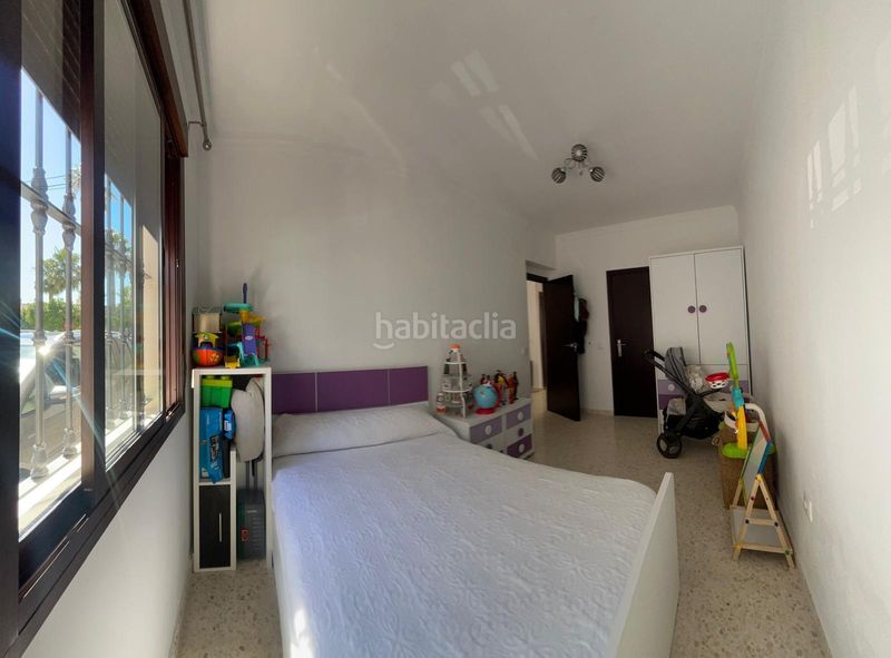 Foto b0ef598c-2049-49a5-841b-d1feb3e18340. Casa a Paradas