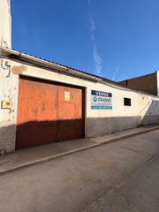 Casa a Arahal. Corralón  en pleno centro del pueblo