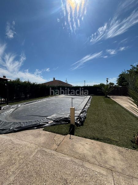 Foto 5707681a-67a8-4713-ac9a-1062146e42af. Casa amb piscina a Arahal