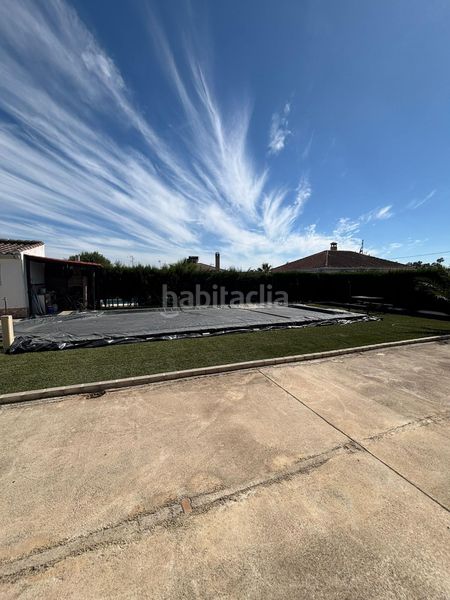 Foto 790ec884-52f0-4c31-93af-24ae4b0c2516. Casa amb piscina a Arahal