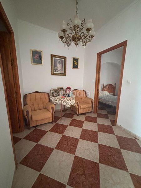 Foto 51541c47-a6b3-4bcc-a90e-7265eadfe84f. Casa a Paradas