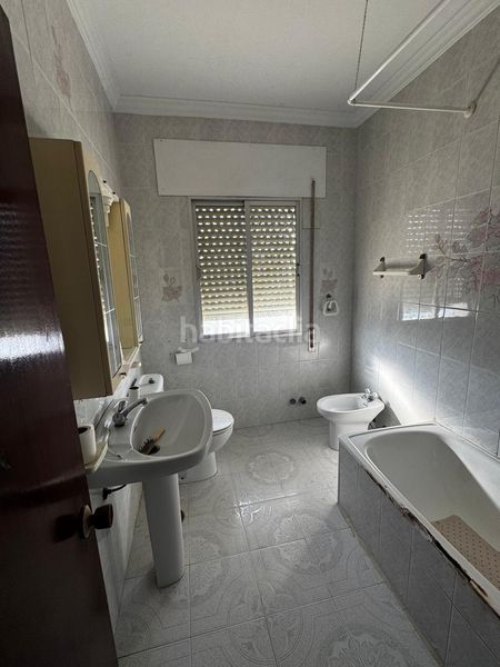 Foto fba7e67d-eefc-4b1d-ac7c-6f1cc05361a6. Casa a Paradas