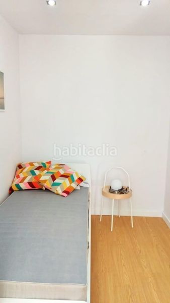 Foto f0e8802a-0900-4fcc-a42b-ee125bb34a00. Piso se vende bonito piso en el cabanyal en El Cabanyal-El Canyamelar Valencia