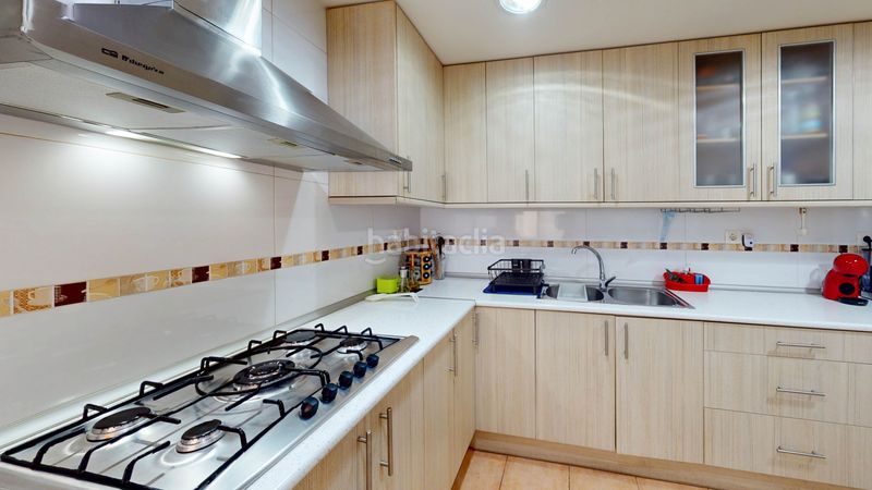 Foto e5d46f29-dd19-4cca-b908-a080652370fa. Pis amb aparcament a Albors Valencia