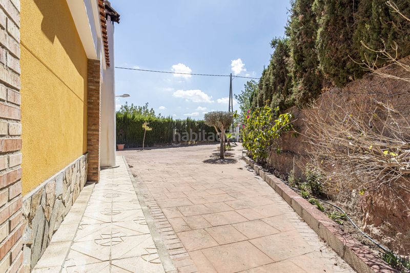 Foto 53b9e437-bbc4-43ab-86a7-d7c84cbdeb82. Casa amb calefacció piscina a Parque de la Bombilla Llíria