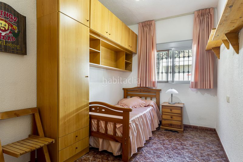 Foto f6801f1f-75e1-4833-90e8-88f7a5f34e3f. Casa amb calefacció piscina a Parque de la Bombilla Llíria