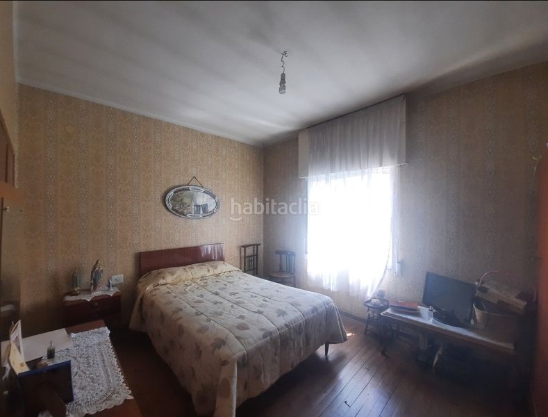 Foto 17704748-6d27-404c-84b3-5b621e8ea947. Casa a calle las médulas 4 a Cacabelos