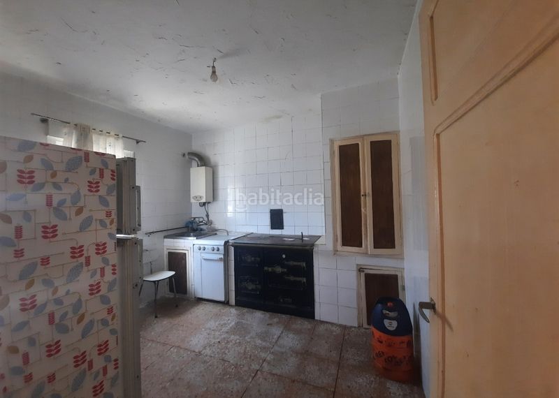 Foto 9239fdc9-e895-4629-ad6e-6c400009b3e2. Casa a Cacabelos