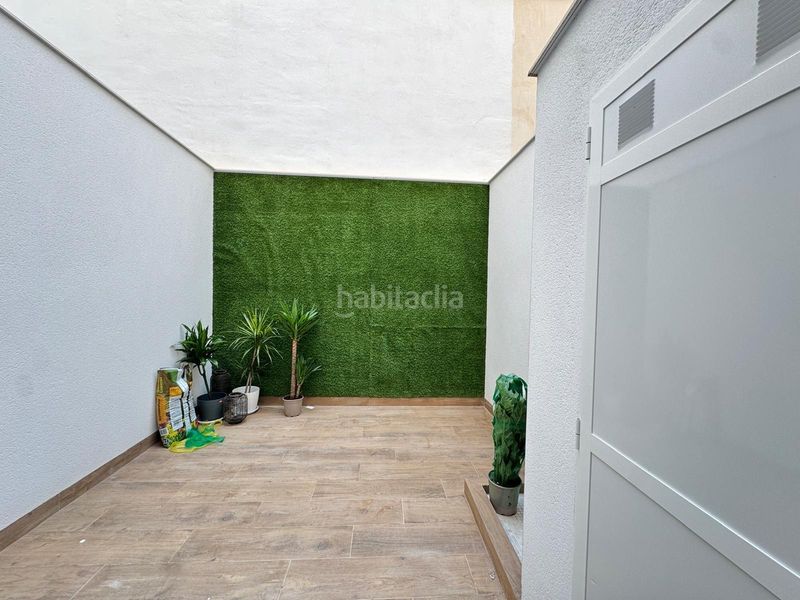 Foto 2195893b-c856-43e6-a5a8-441eddac7b5e. Apartament a Las Piscinas Naturales Torrevieja