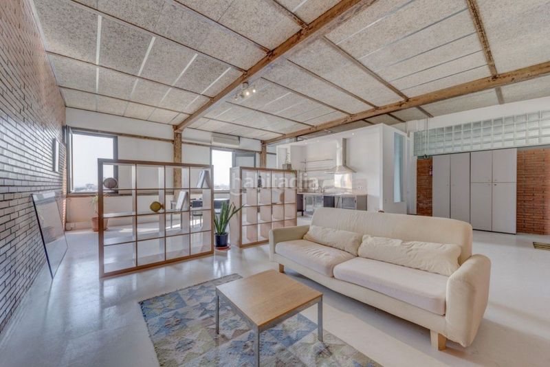Foto 887c2d2a-aa75-46b2-926d-a074045eb62b. Loft a El Parc i la Llacuna del Poblenou Barcelona