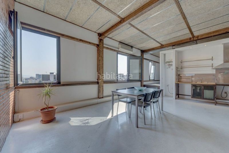 Foto d4f2fe33-95e1-47d4-947a-470518dcf277. Loft a El Parc i la Llacuna del Poblenou Barcelona