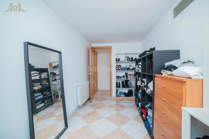 Foto 1167e6e0-90fb-4cf4-9001-37fb366fa235. Casa adosada chalet adosado en venta en calle de san fernando en Aranjuez