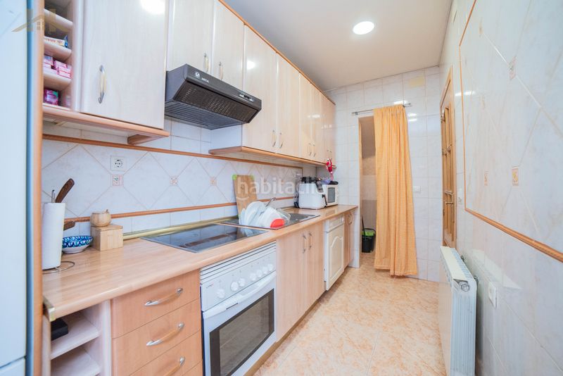 Foto 20447f73-6200-4049-b4ce-22e85ebcce2e. Casa adosada chalet adosado en venta en calle de san fernando en Aranjuez