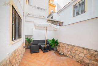 Xalet a Nuevo Aranjuez-Ciudad de las Artes. Chalet adosado en venta en calle de san fernando