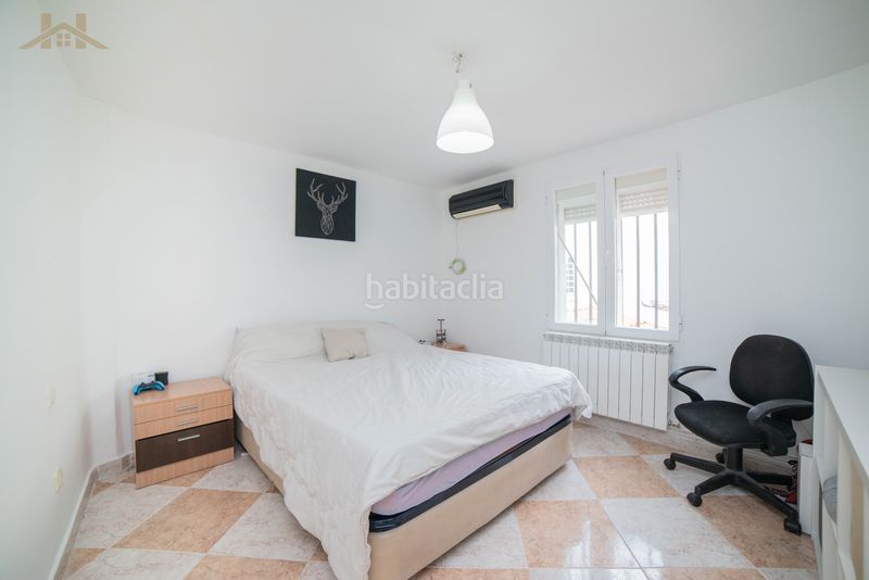 Foto 57cfb5b1-9201-4514-b07b-2b06d3215c3c. Casa adosada chalet adosado en venta en calle de san fernando en Aranjuez