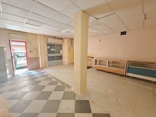 Local Comercial a Calle Ancha 9