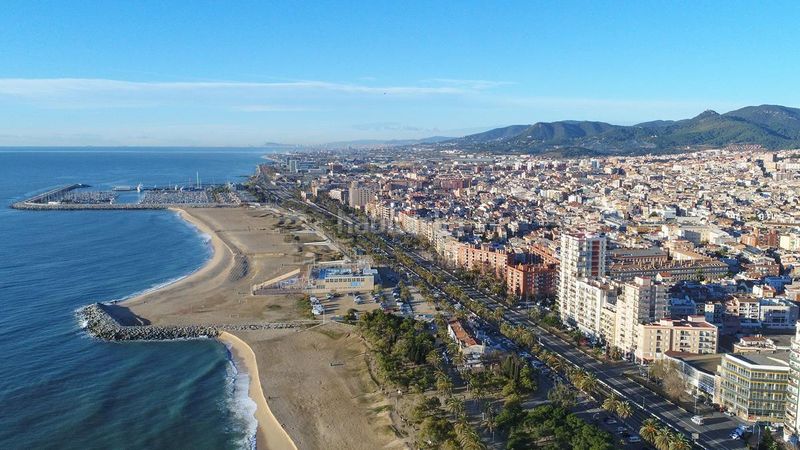 Foto 5c1be0a8-d37b-4171-9b55-10d9b3bc0bf3. Terreny residencial a Centre Mataró