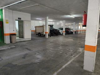 Posto auto in Avinguda de Burjassot 111