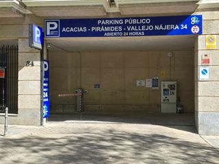 Lloguer Aparcament cotxe a Paseo de juan antonio vallejo-nájera botas 34. Plazas de parking en alquiler en acacias – pirámides – vallejo n