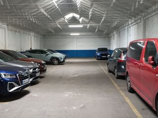 Alquiler Parking coche en Calle de antonio arias 8. Ótima plaza con videovigilancia 24h y entrada cómoda en retiro