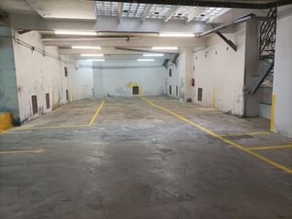 Miete Autoparkplatz in Calle de eugenio sellés 5. ¡oportunidad! la mejor plaza con videovigilancia 24h y entrada c