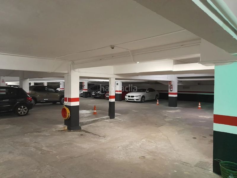 Foto c9fca299-8f28-499b-b767-0308103ad4da. Miete motorradparkplatz in calle del amparo 75 in Madrid