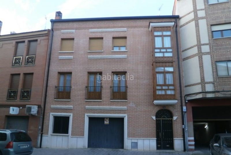 Foto a5c15012-cc09-4331-9ff1-9bb76cb4bf72. Casa a Medina del Campo