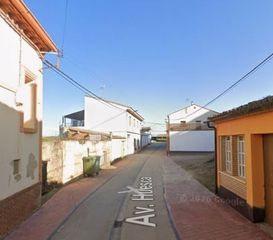 Haus in Almuniente. Casa en av. huesca, almuniente, huesca, españa