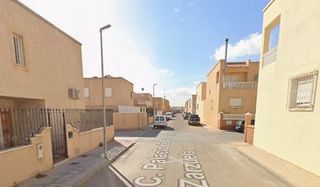 Casa a San Isidro - Campohermoso. Casa en c. palacio de la zarzuela, campohermoso, almería