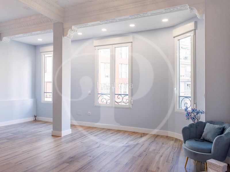 Foto 1500fc78-2cab-49a4-a3c7-75072004195a. Pis a Russafa Valencia