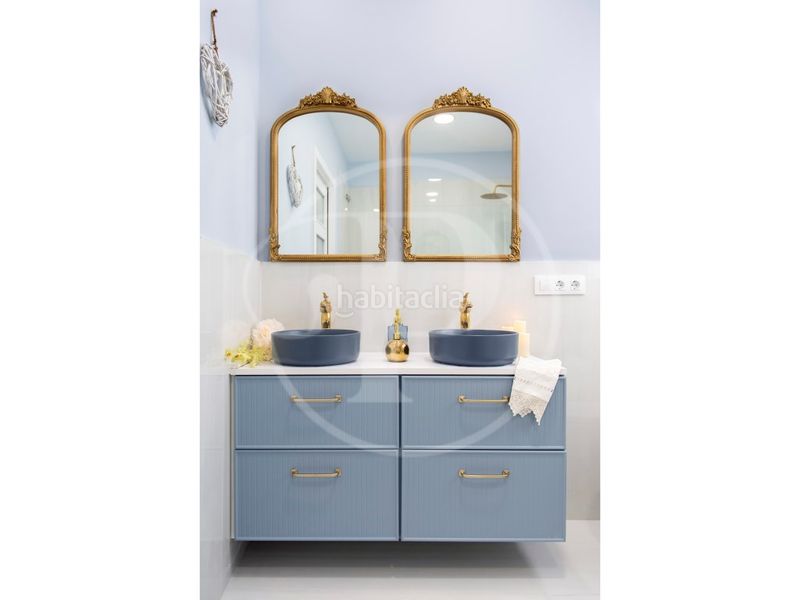 Foto 3fc9bc43-2f6b-4ff3-a2d7-14a99477c3fd. Pis a Russafa Valencia