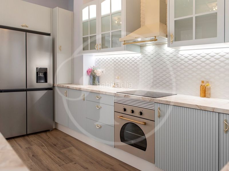 Foto da0368b3-77b7-42bd-b9e0-69d7070078ec. Pis a Russafa Valencia