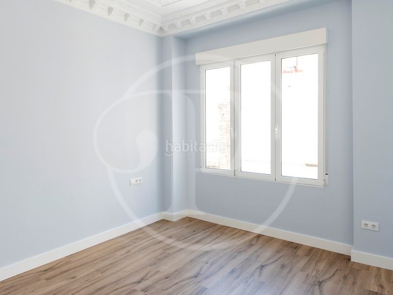 Foto dd01943b-f6b1-4425-9607-d797419e06fa. Pis a Russafa Valencia