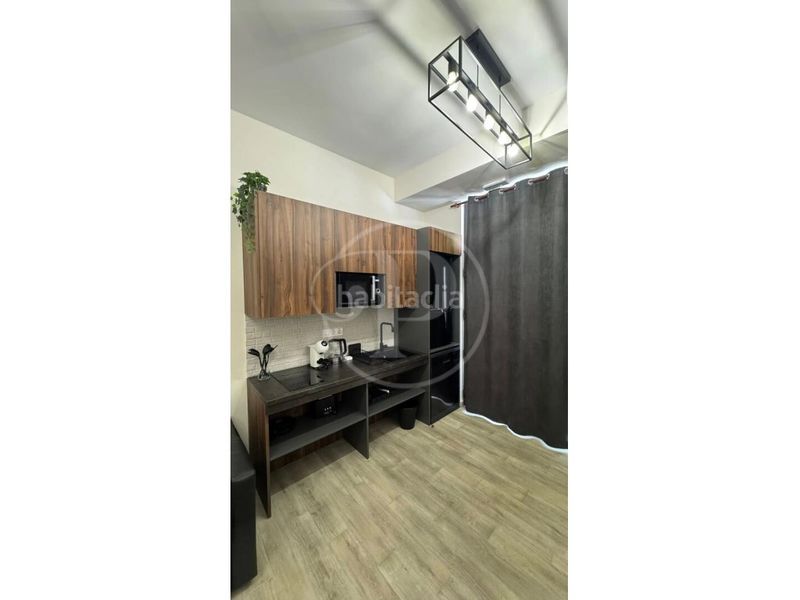Foto 894a8814-2bd2-4040-a026-fc96f13f5bc0. Estudi a Marxalenes Valencia